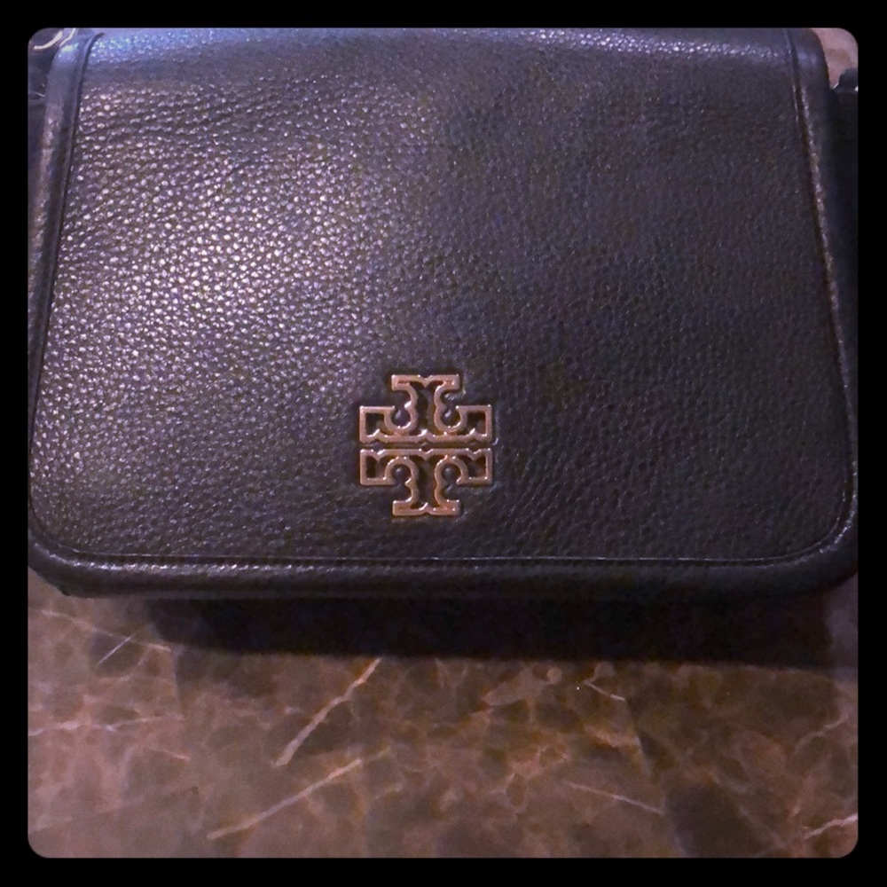 Moving sale!! Must go Tory Burch crossbody bag